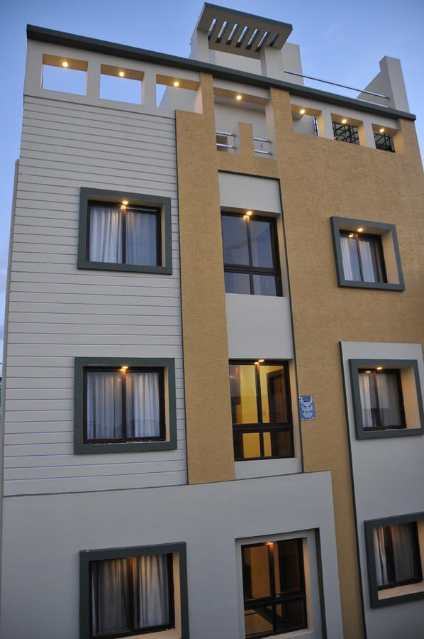 Hotel Pasupala Grand Anantapur Eksteriør bilde
