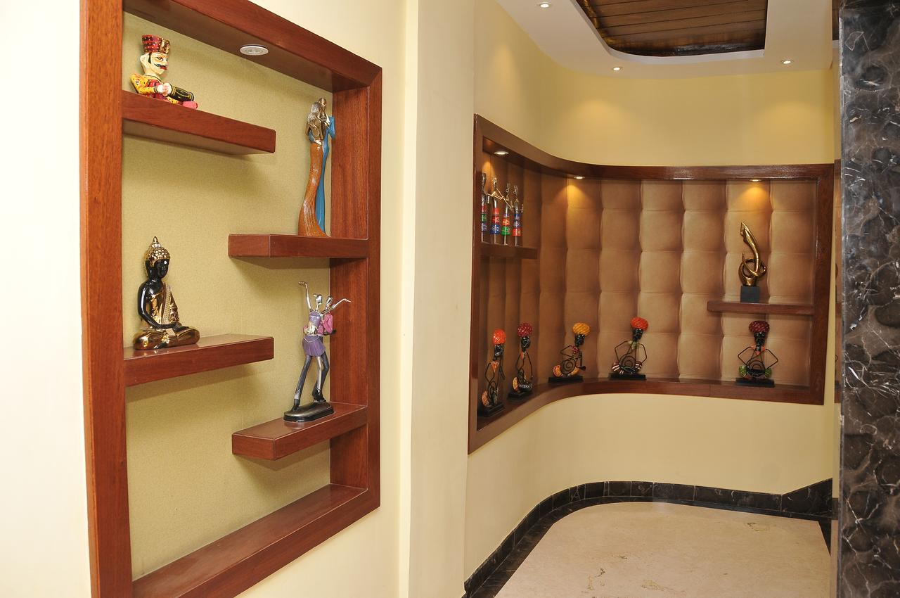 Hotel Pasupala Grand Anantapur Eksteriør bilde
